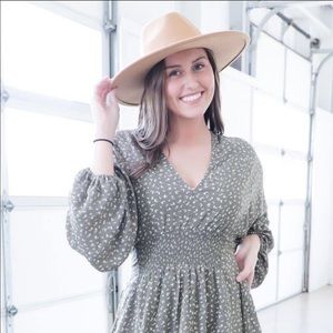 Meet your Posher, Lexie